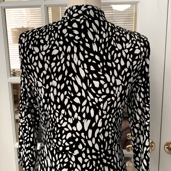 WHBM Matte Jersey Twist Front Dress - Picture 11 of 16